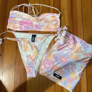 Greta triangl swimsuit NWOT